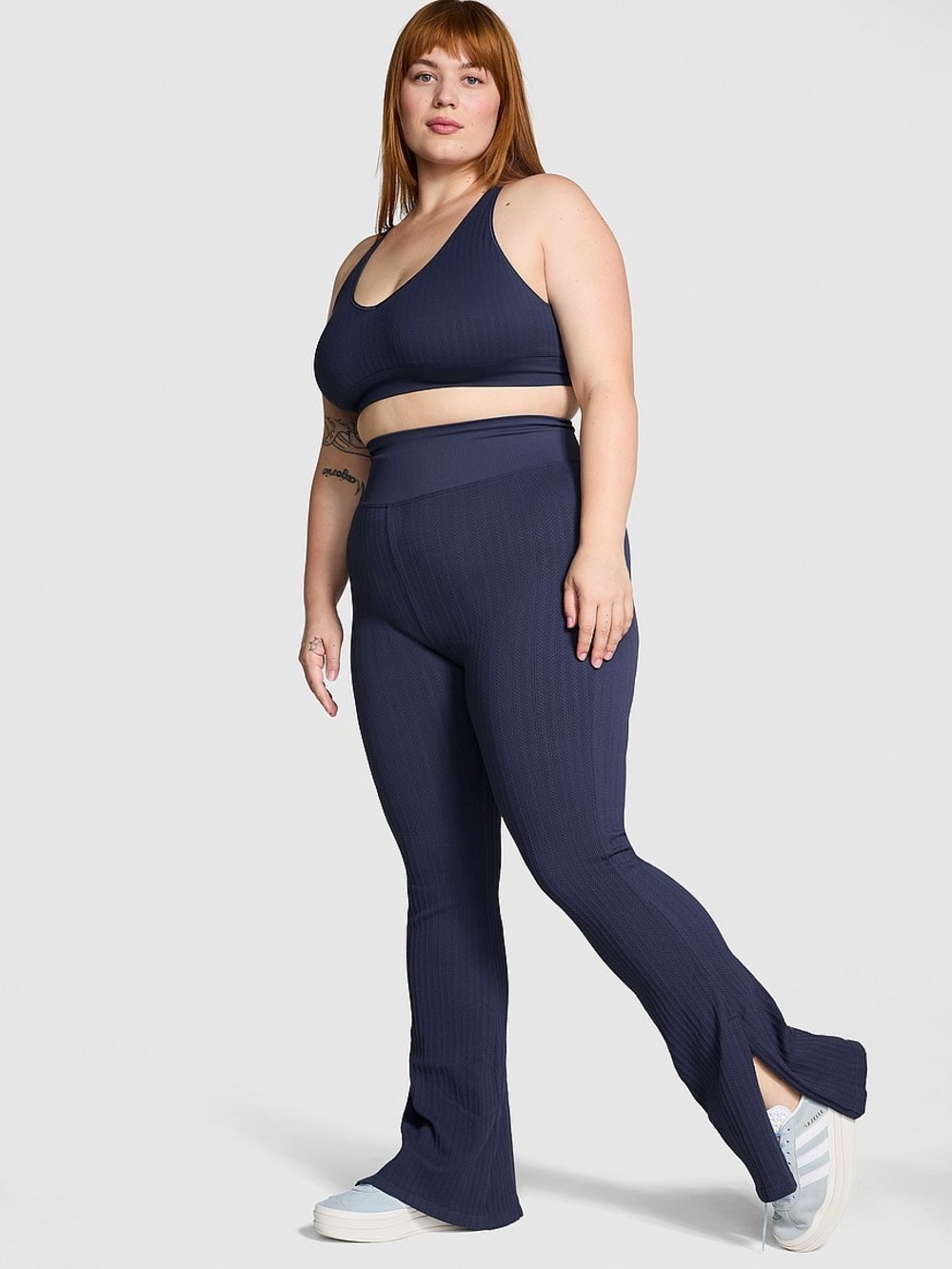 PINK Victoria’s Secret Seamless Cable Flare Leggings Navy Large Athleisure Gym